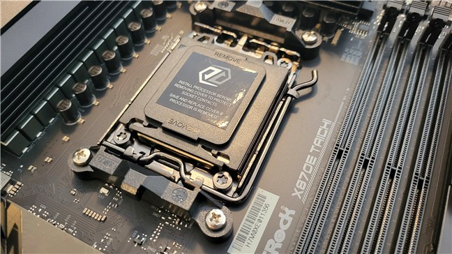 The board supports AMD Ryzen 7000, 8000, 9000 Series processors