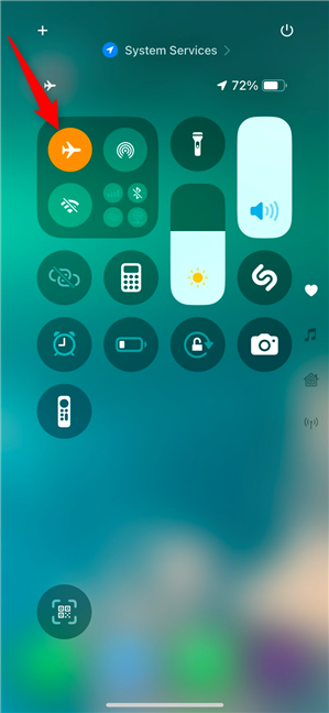 How to turn off Airplane Mode on an iPhone from the Connectivity panel